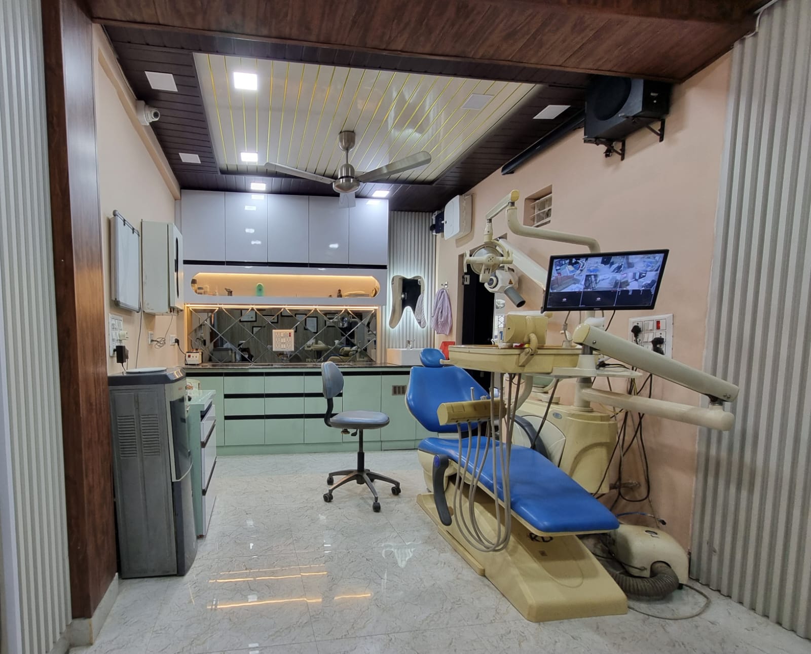 Shubham Dental Care Front View